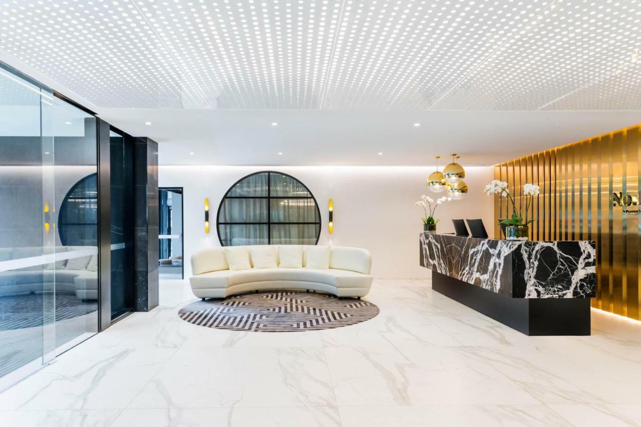 Fv By Peppers Aparthotel Brisbane Kültér fotó Reception
